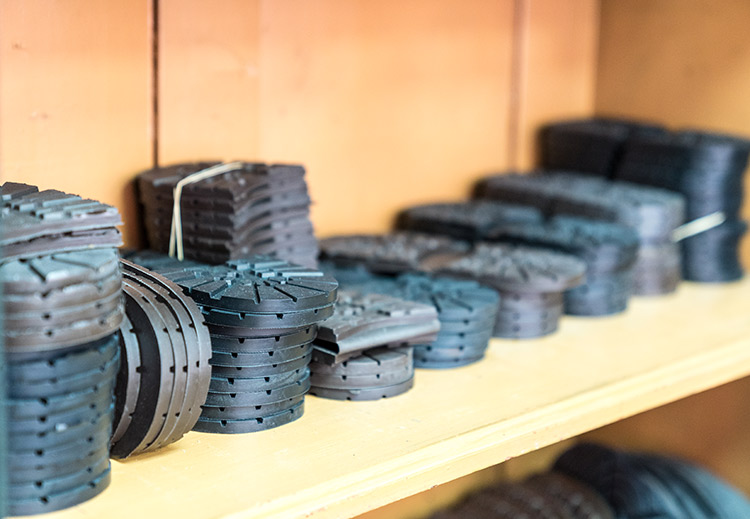 Gotthardt schuhe und zubehoer 01 750w[1]